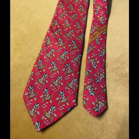 Salvatore Ferragamo Flower Printed Silk Tie - Picture 1 of 8